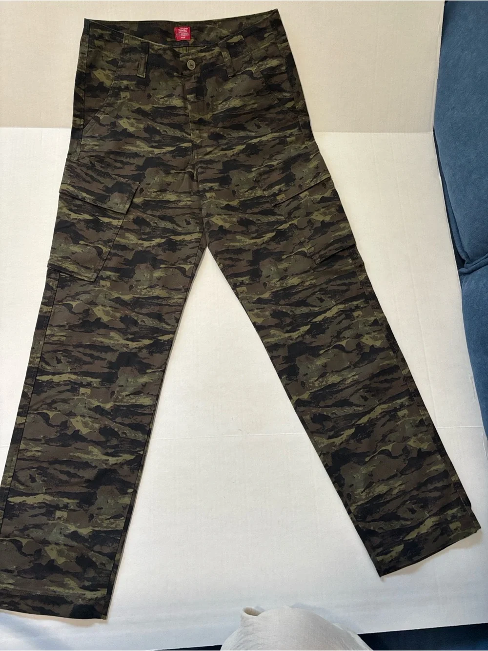 Levi’s XX Cargo Taper Camo Pants Approx. 32x31